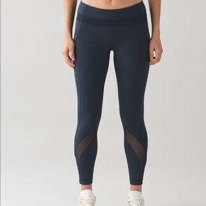 Lululemon Inspire Tight size 6